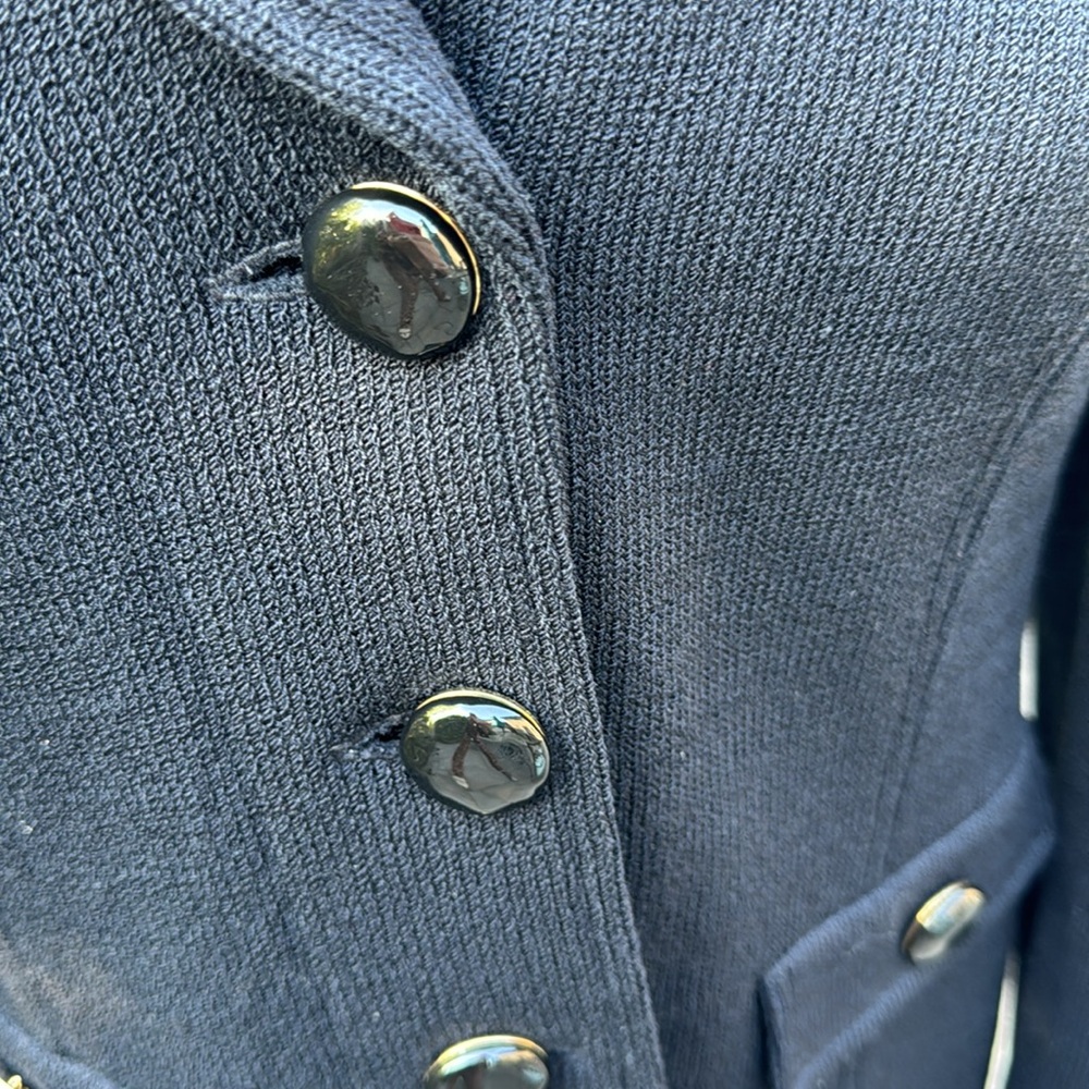 St. John Black Blazer - Picture 4 of 12
